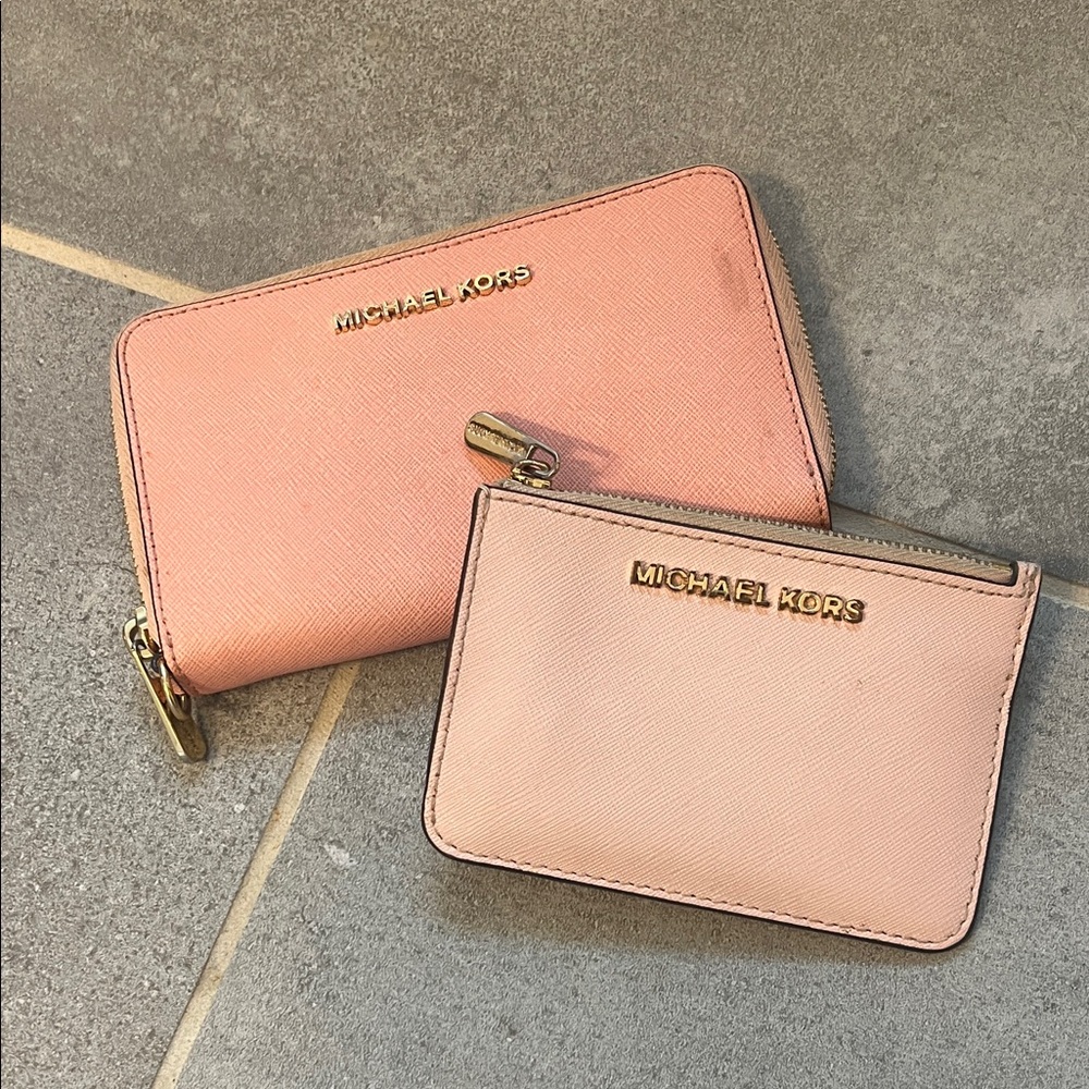 Michael Kors Blush Wallet Set